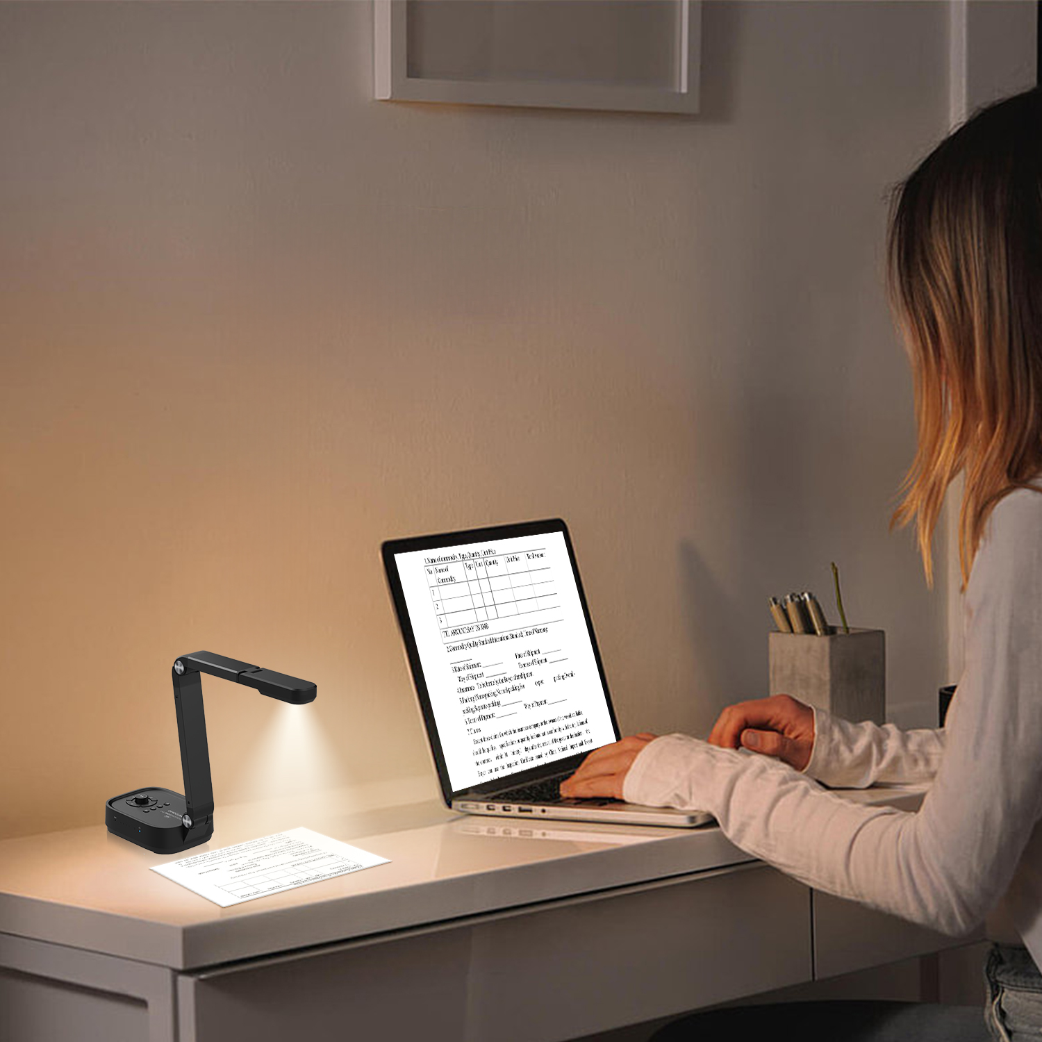 Revolutionize Your Presentations and Document Display with QWC 100S Document Camera